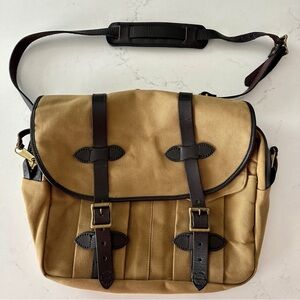 FILSON Discontinued Small Rugged Twill Carry-on Bag Style #240- Tan
